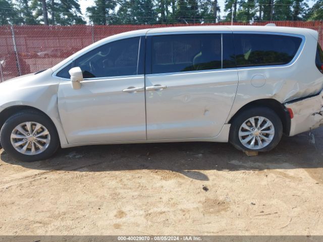 2C4RC1FG0LR124191 Chrysler Pacifica Touring