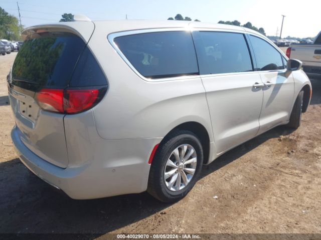 2C4RC1FG0LR124191 Chrysler Pacifica Touring