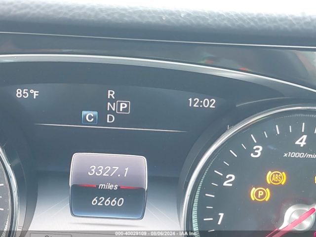 WDDZF4KB2JA438192 Mercedes-Benz E 300 4matic