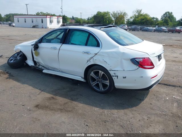 WDDZF4KB2JA438192 Mercedes-Benz E 300 4matic