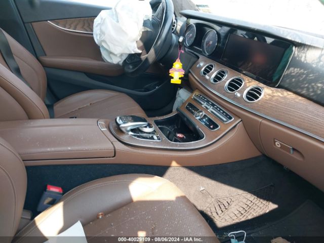 WDDZF4KB2JA438192 Mercedes-Benz E 300 4matic