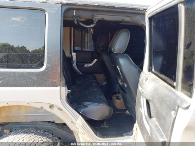 1C4BJWEG2EL132245 Jeep Wrangler Unlimited Sahara