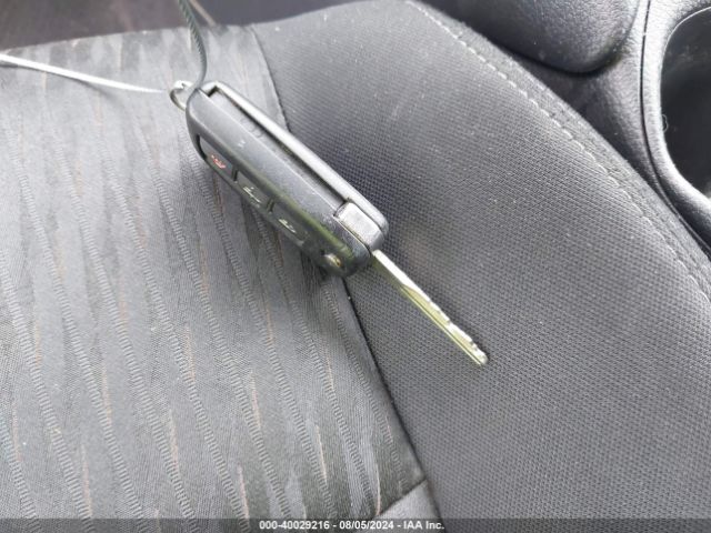 KNMAT2MV2HP523021 Nissan ROGUE S