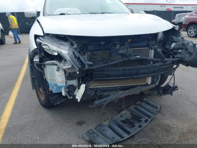 KNMAT2MV2HP523021 Nissan ROGUE S