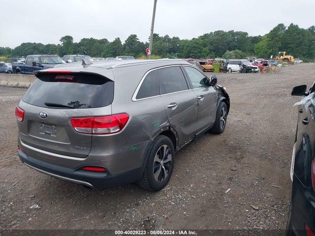 KIA Sorento 3.3l Ex 2017 5XYPHDA50HG193233 Image 4