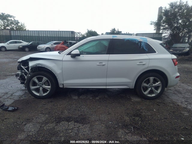 WA1ANAFY0L2036413 Audi Q5 Premium 45 Tfsi Quattro S Tronic/titanium Premium 45 Tfsi Quattro S Tronic