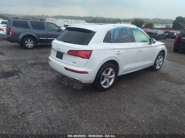 WA1ANAFY0L2036413 Audi Q5 Premium 45 Tfsi Quattro S Tronic/titanium Premium 45 Tfsi Quattro S Tronic
