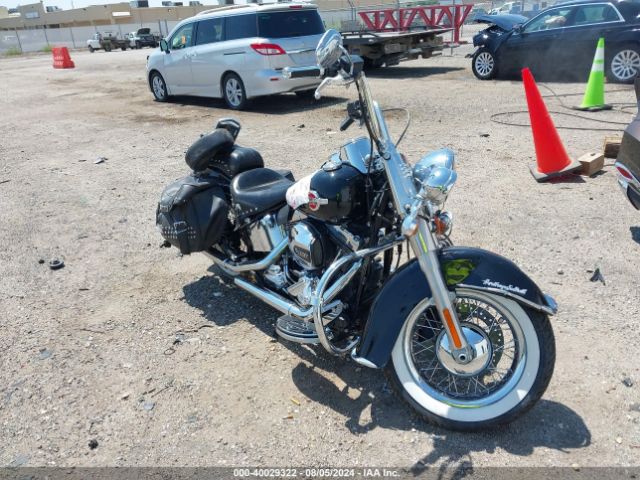 2016 HARLEY-DAVIDSON FLSTC 1HD1BWV11GB039826