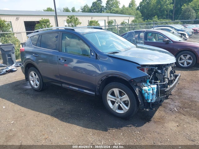 Toyota Rav4 Xle 2014 JTMRFREV1ED070606 головне зображення