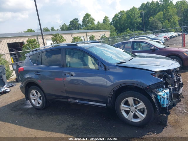 Toyota Rav4 Xle 2014 JTMRFREV1ED070606 Image 14