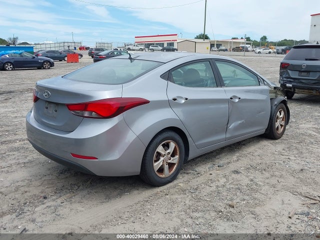 Hyundai ELANTRA SE 2015 5NPDH4AE3FH635706 Image 4