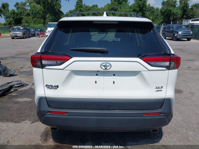 Toyota Rav4 Xle 2019 JTMP1RFV5KD010585 Image 16