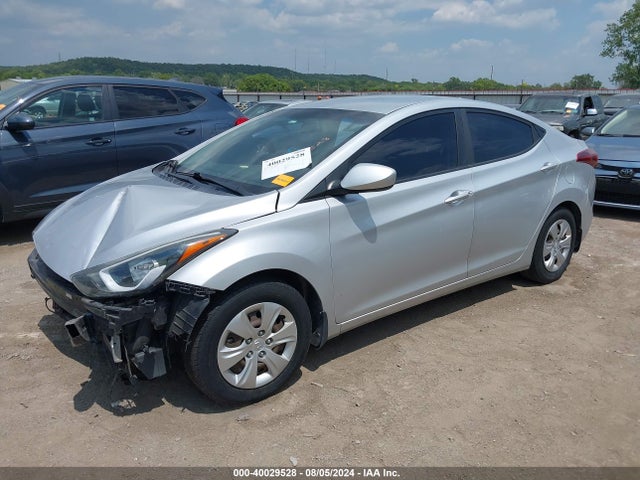 Hyundai ELANTRA SE 2016 KMHDH4AE3GU517223 Image 2