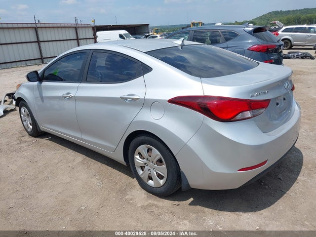 Hyundai ELANTRA SE 2016 KMHDH4AE3GU517223 Image 3