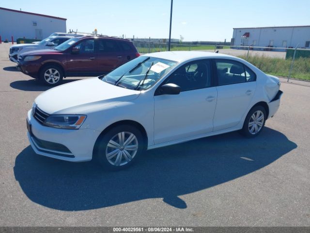 3VWLA7AJ1FM423117 Volkswagen Jetta 2.0l Tdi S