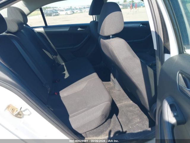 3VWLA7AJ1FM423117 Volkswagen Jetta 2.0l Tdi S