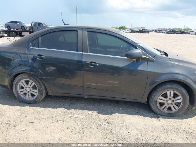 Chevrolet Sonic Lt Auto 2014 1G1JC5SHXE4181922 Image 6