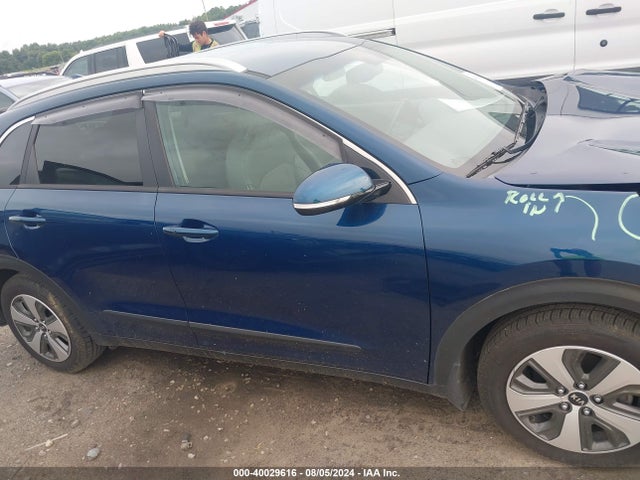 KIA NIRO EX 2018 KNDCC3LC4J5109125 Image 13