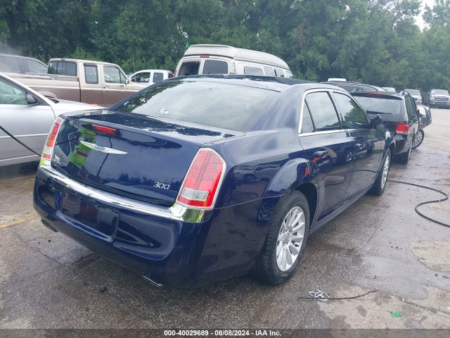 2C3CCAAG0EH228559 Chrysler 300
