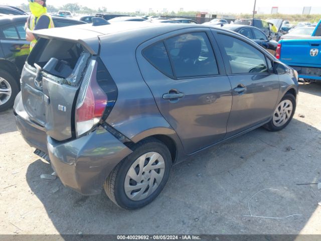 JTDKDTB30G1135201 Toyota Prius C Two