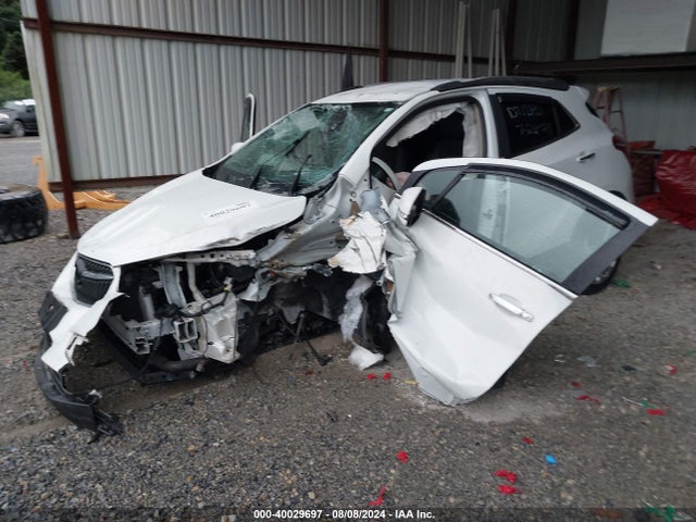 Buick Encore Preferred 2017 KL4CJASB1HB116512 Image 2