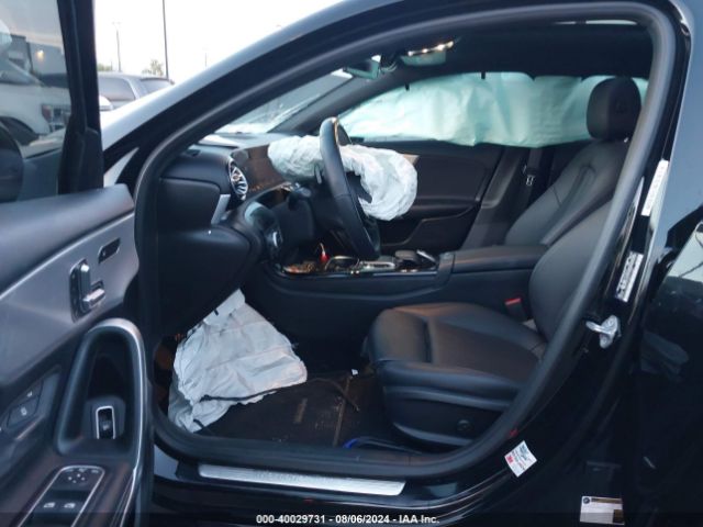 WDD3G4EB6KW021841 Mercedes-Benz A 220