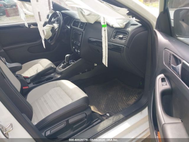 3VWD17AJ1FM223200 Volkswagen Jetta 1.8t Sport