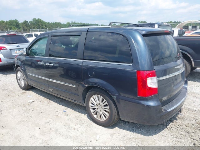 2C4RC1GG6ER115559 Chrysler Town & Country Limited