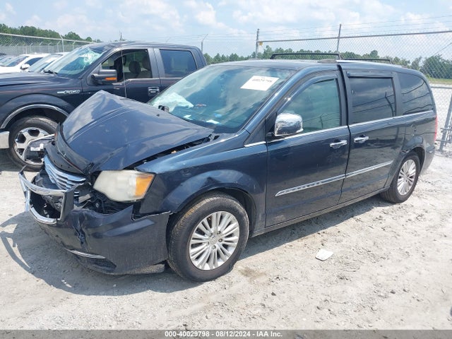 2C4RC1GG6ER115559 Chrysler Town & Country Limited