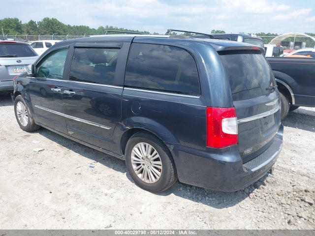 2C4RC1GG6ER115559 Chrysler Town & Country Limited