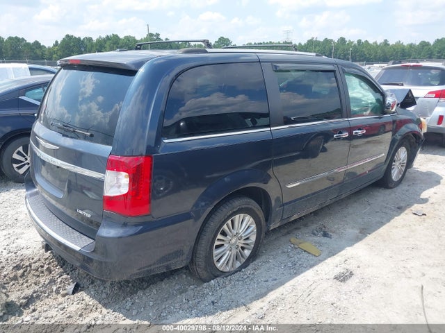 2C4RC1GG6ER115559 Chrysler Town & Country Limited