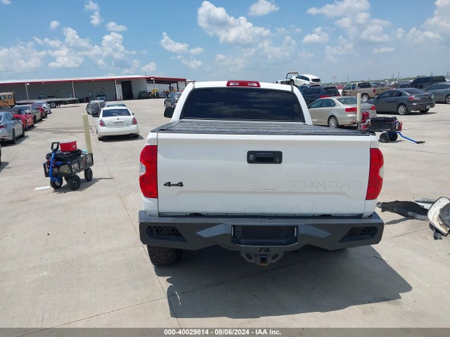 5TFDW5F12GX580012 Toyota Tundra Trd Pro 5.7l V8