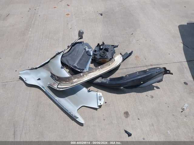 5TFDW5F12GX580012 Toyota Tundra Trd Pro 5.7l V8