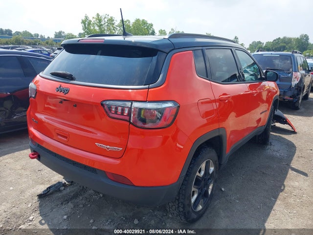 3C4NJDDB2HT597608 Jeep New Compass Trailhawk 4x4