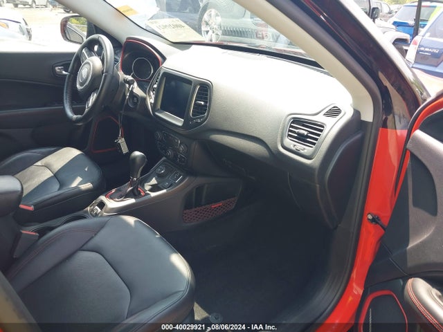 3C4NJDDB2HT597608 Jeep New Compass Trailhawk 4x4