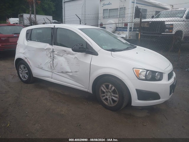 Chevrolet Sonic Lt Auto 2015 1G1JC6SH9F4196970 Image 1