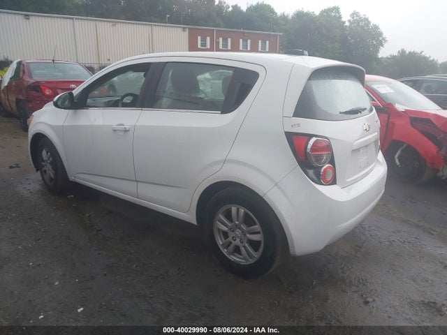 Chevrolet Sonic Lt Auto 2015 1G1JC6SH9F4196970 Image 3