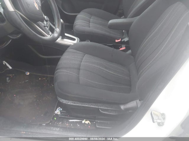 Chevrolet Sonic Lt Auto 2015 1G1JC6SH9F4196970 Image 5