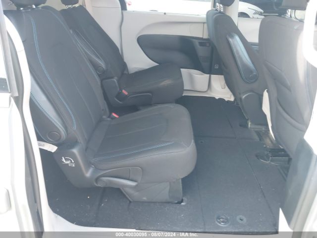 2C4RC1FG3MR555772 Chrysler Pacifica Touring