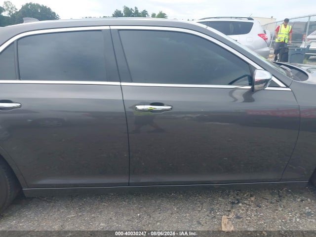 Chrysler 300C 2017 2C3CCAEGXHH576870 Image 14