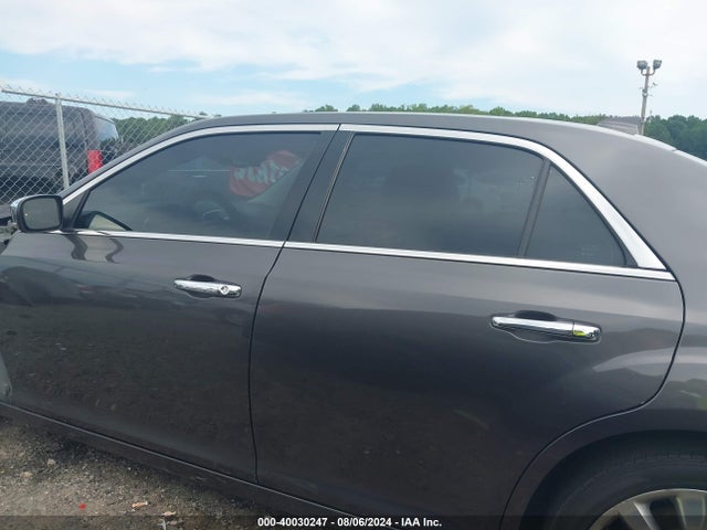 Chrysler 300C 2017 2C3CCAEGXHH576870 Image 15