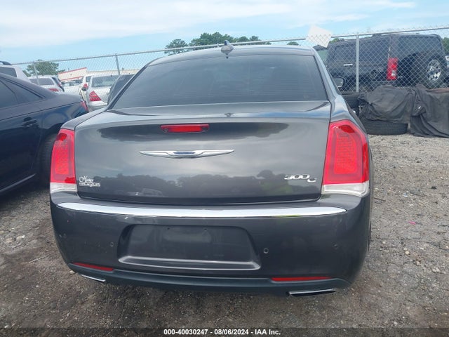 Chrysler 300C 2017 2C3CCAEGXHH576870 Image 17
