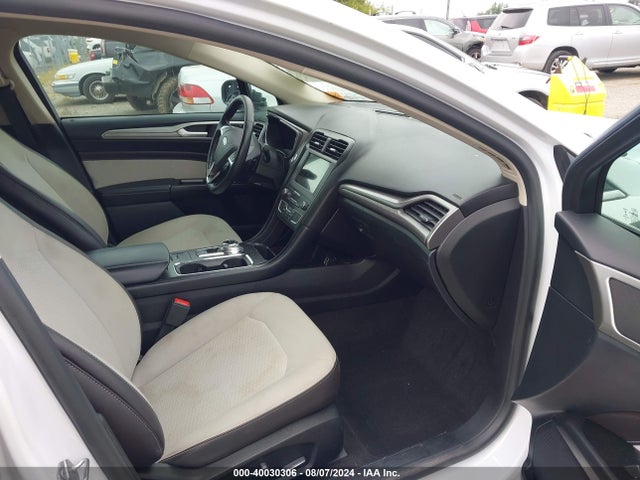 Ford FUSION SE 2019 3FA6P0HD9KR235292 Image 5
