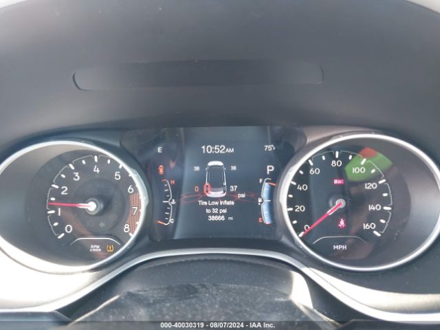 3C4NJDBB6JT492367 Jeep Compass Latitude 4x4