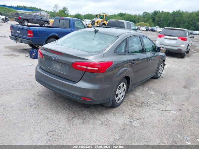 Ford FOCUS S 2016 1FADP3E29GL210250 Image 4
