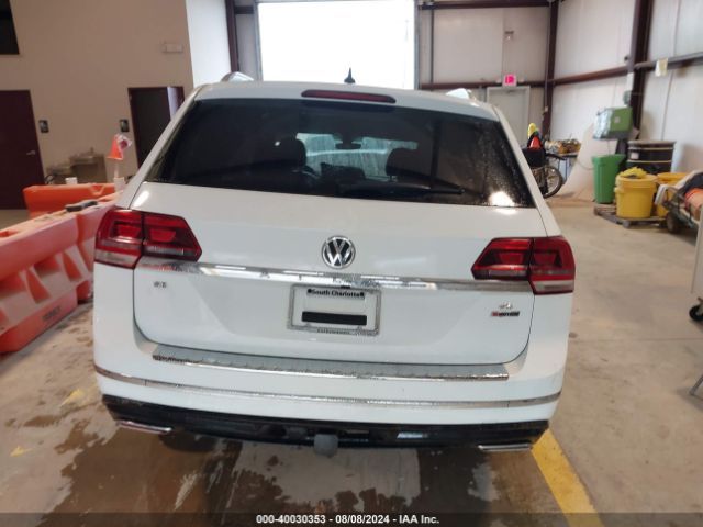 1V2XR2CA2KC578136 Volkswagen Atlas 3.6l V6 Se W/technology R-line