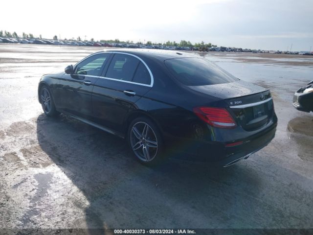 WDDZF4JB7JA328532 Mercedes-Benz E 300