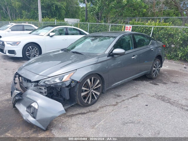 Nissan Altima 2.5 Platinum 2019 1N4BL4FW8KC128223 Image 2