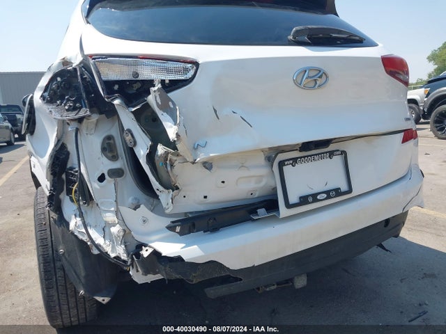Hyundai TUCSON SE 2019 KM8J2CA46KU063774 Image 6
