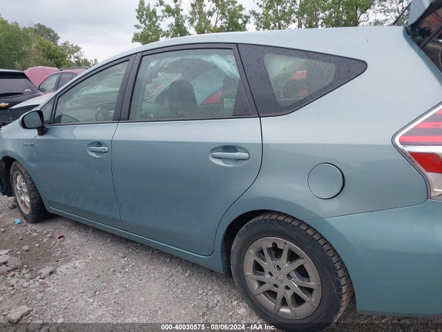 Toyota Prius V Two 2015 JTDZN3EU5FJ038090 Image 15